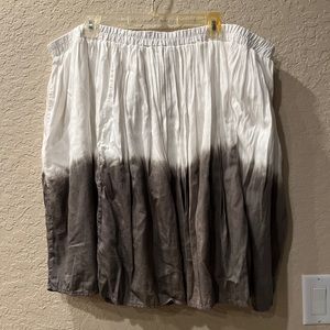 Lane Bryant Dip Dye White Gray Lined Skirt Size 26/28